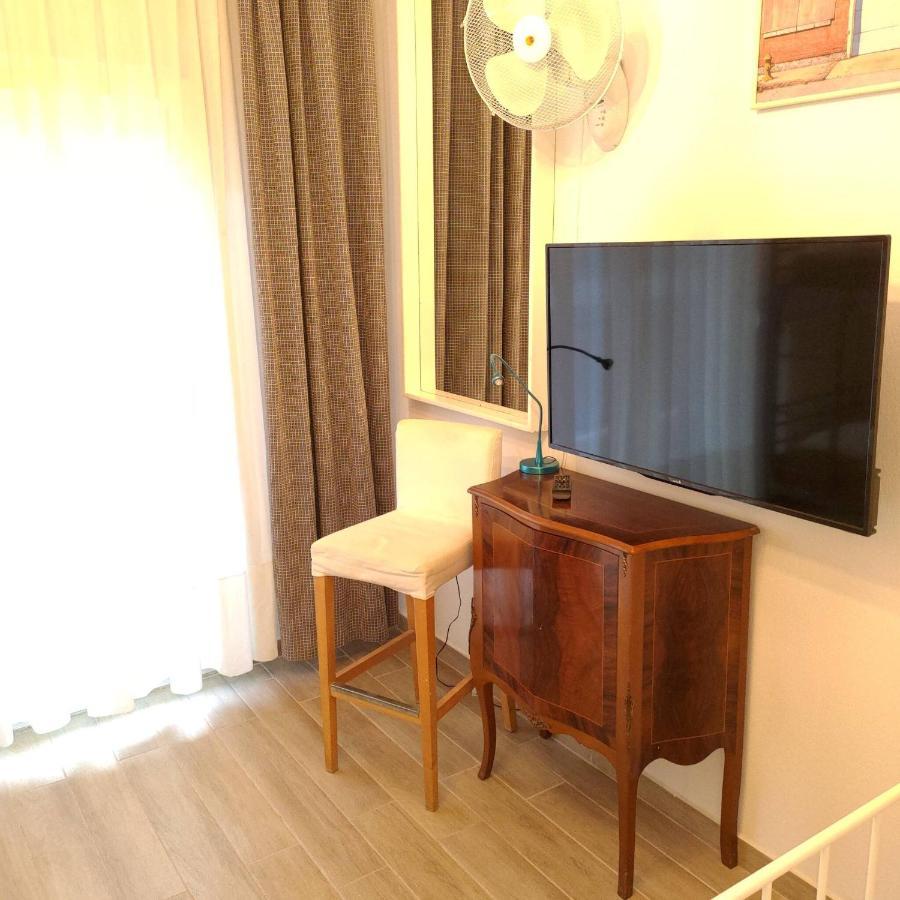 Promenade Apartment With Sea View Salonic Exterior foto
